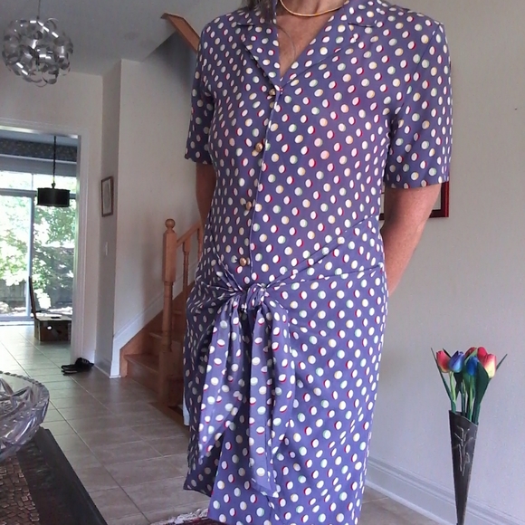 Dress - Picture 3 of 4